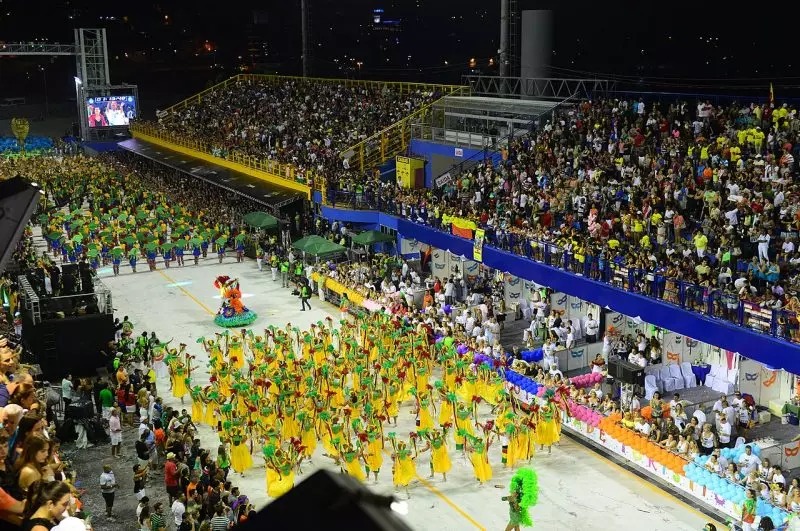 Desfiles abrem o Carnaval 2026 em Florianópolis