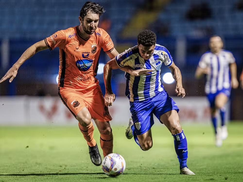 FCF define arbitragem para Santa Catarina x Avaí