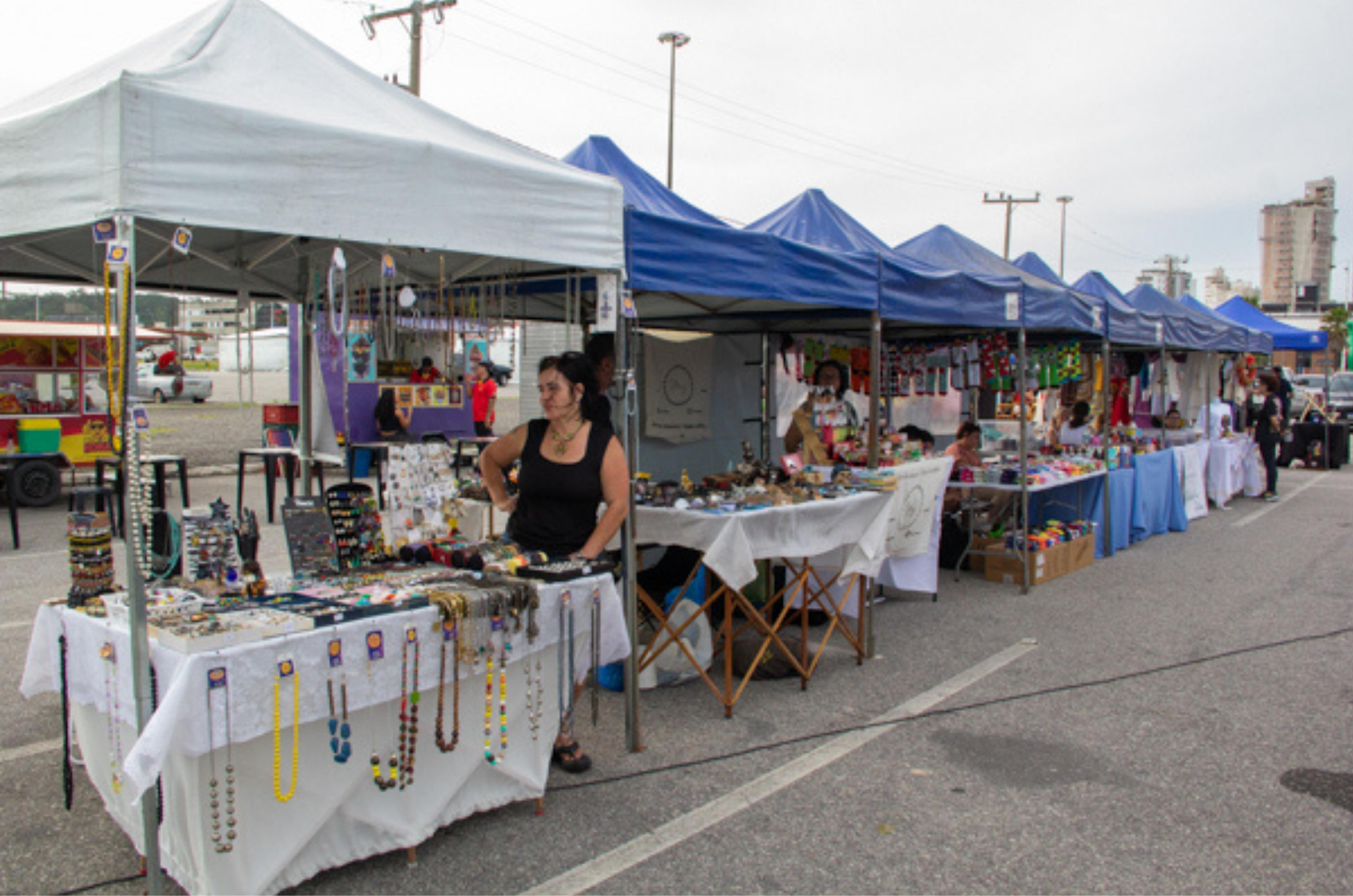 Feira do Empreendedor agita a Beira-Mar de São José