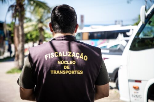 Fiscalização de turismo em Florianópolis gera 102 autuações