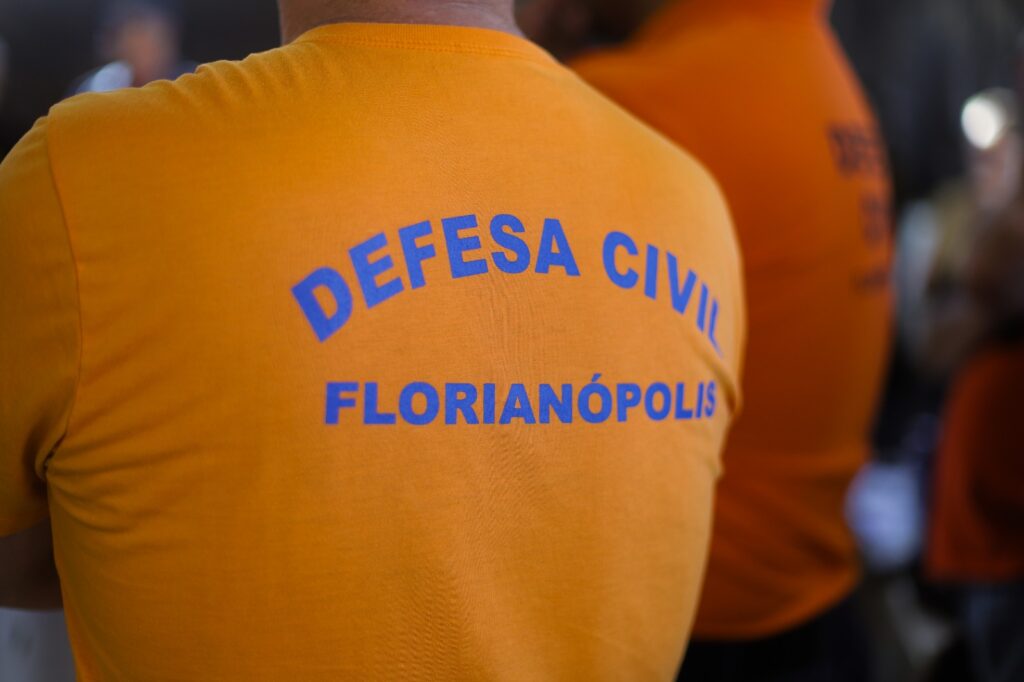 Florianópolis mobiliza forças de segurança em simulado de emergência