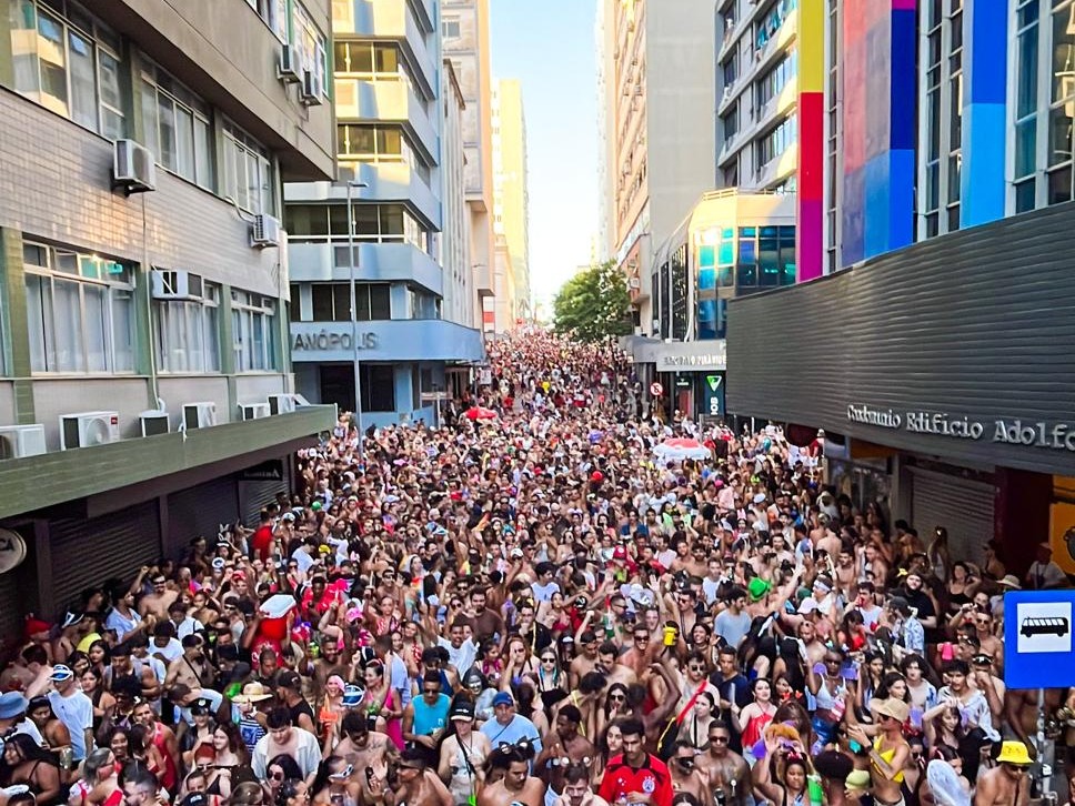 Florianópolis terá mais de 100 blocos e nove arenas no Carnaval de 2026