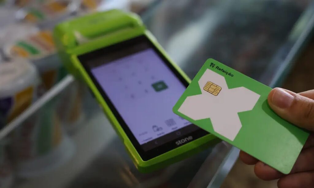 Novas regras do vale-alimentação e refeição entram em vigor nesta terça