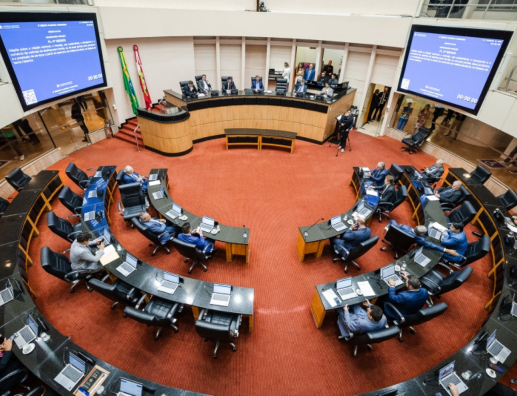 Alesc aprova desconto de 5% no IPVA para bons motoristas em SC