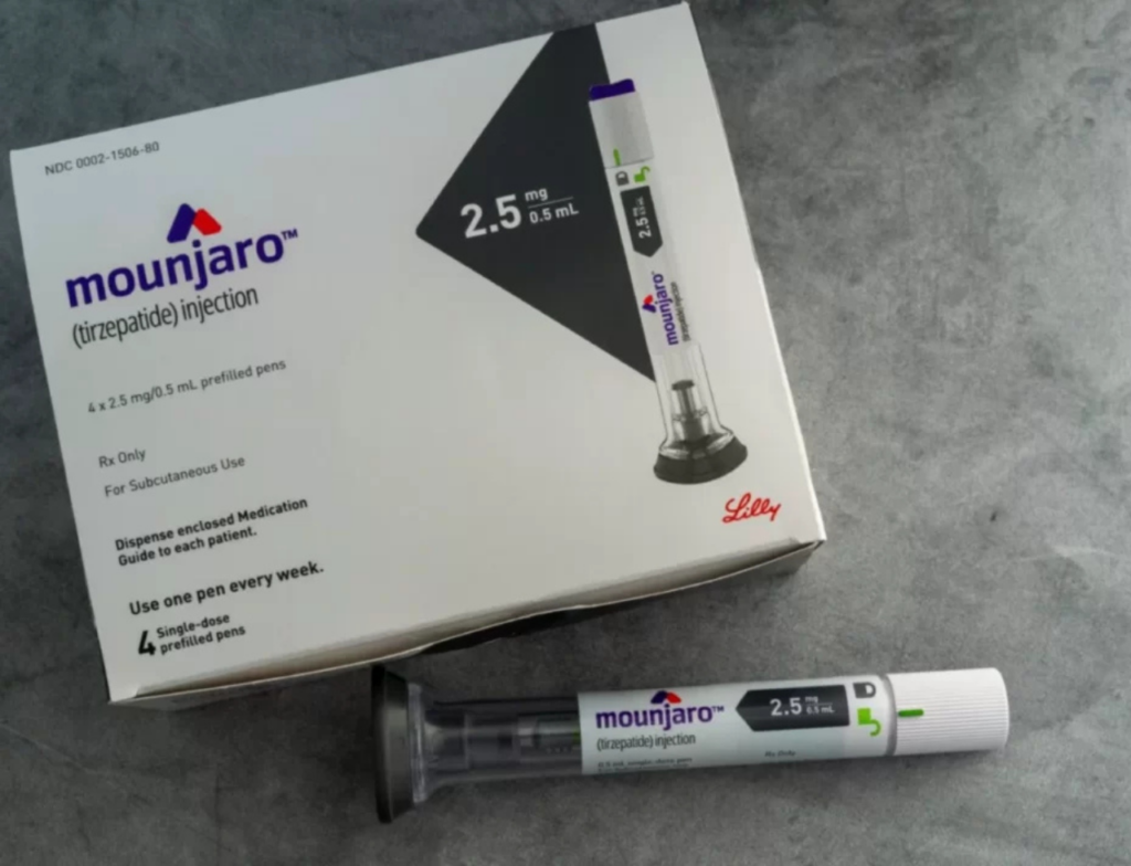 Polícia investiga servidora pública por comércio ilegal de medicamentos no Sul de SC