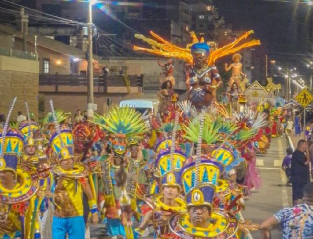 CarNavega 2026 consolida retomada do carnaval em Navegantes