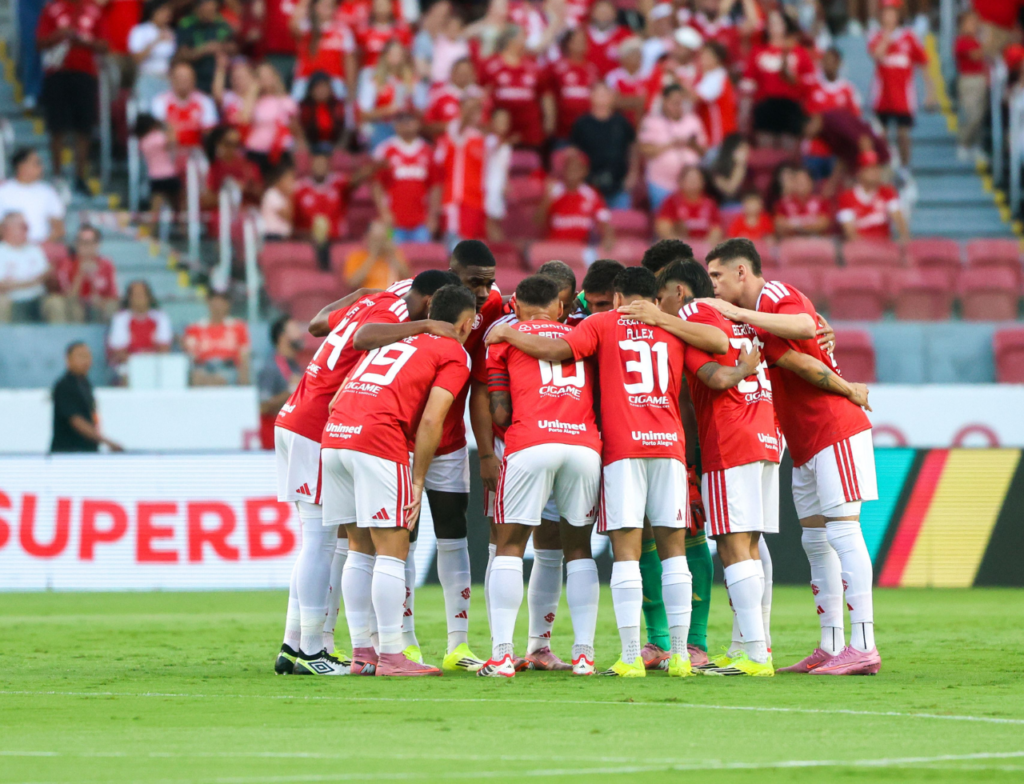 Inter impõe goleada e garante vaga na final do Gauchão