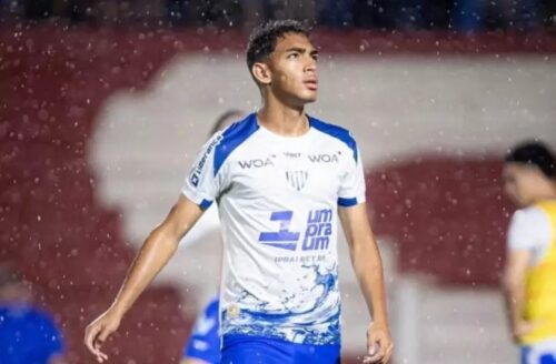 Venda de Josmar ao Flamengo rende ao Avaí 30% dos direitos econômicos