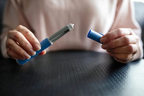 Venda irregular de “canetas” para emagrecer preocupa Saúde em SC