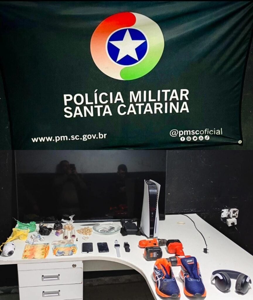 Jovem é preso em ponto de distribuição de drogas em Itajaí. - Foto: PMSC/Divulgação