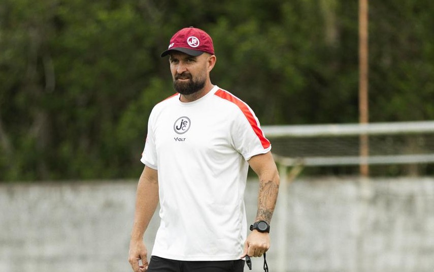 Técnico interino assume comando do Joinville para sequência do quadrangular da morte do Catarinense 2026