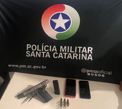 Mulher é presa em Tijucas por tentar vingar morte de ex-companheiro 12 anos depois do crime