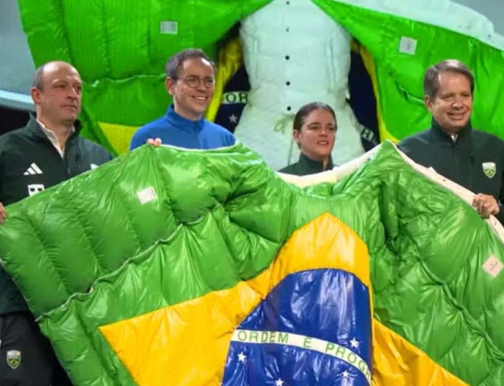 Uniforme do Brasil vira peça do Museu Olímpico