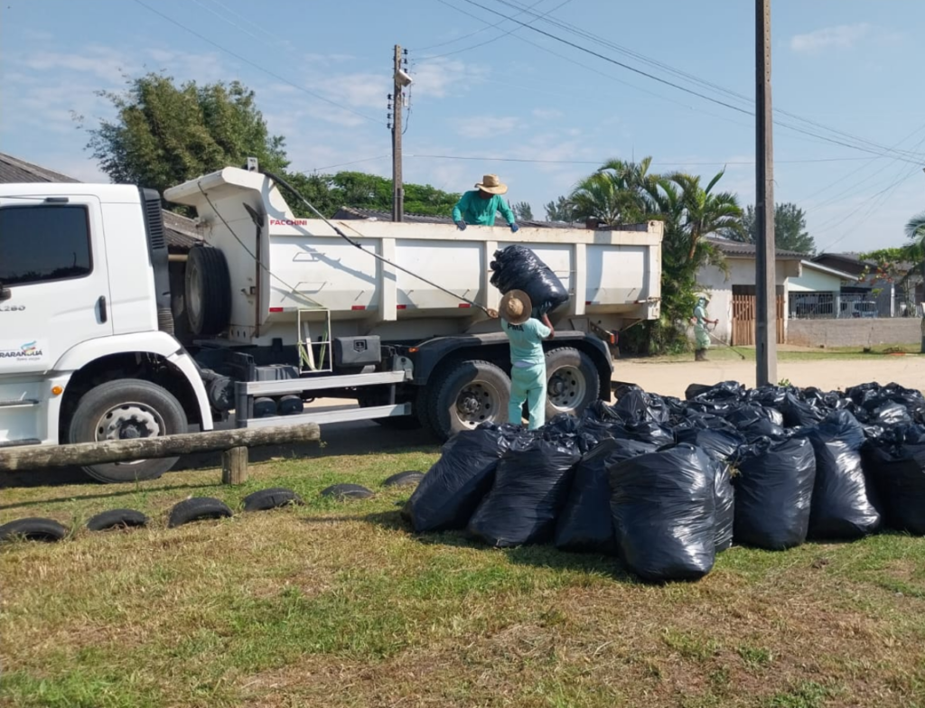 Projeto Recomeçar intensifica manutenção urbana na Barra Velha, em Araranguá