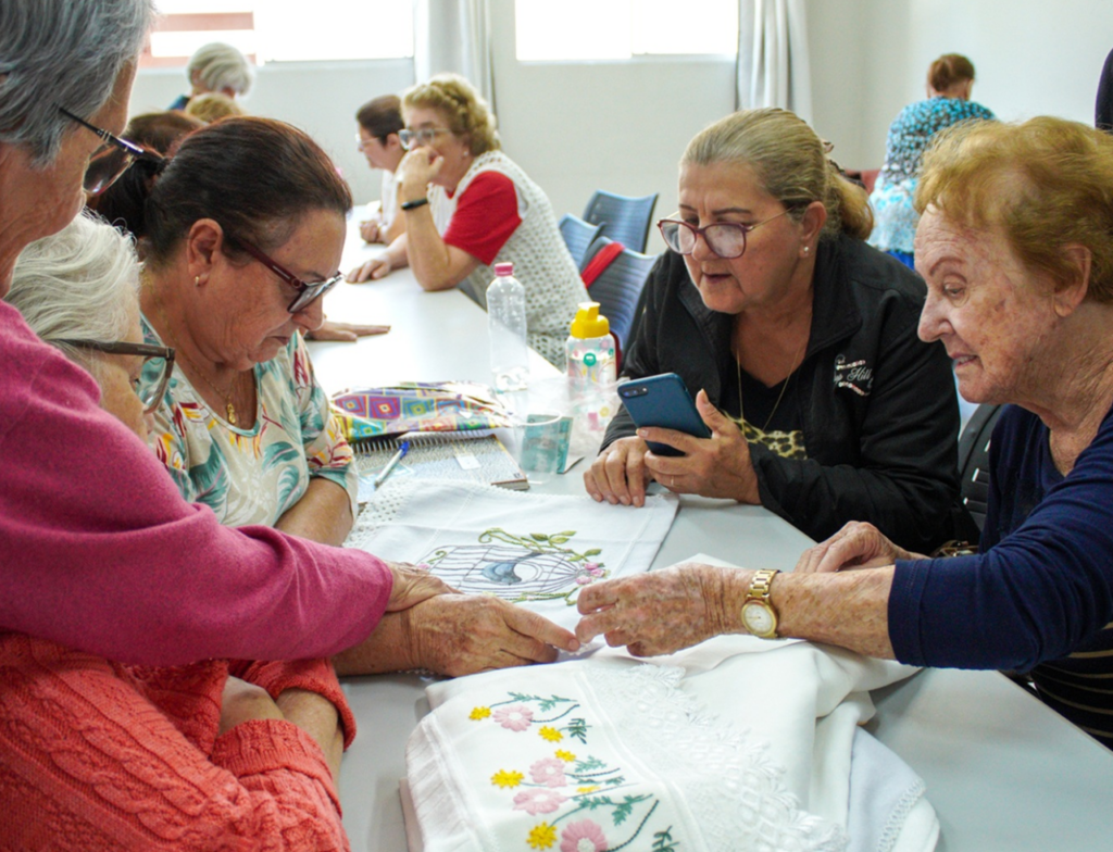 Clube de Mães da Afasc retoma atividades em 145 grupos