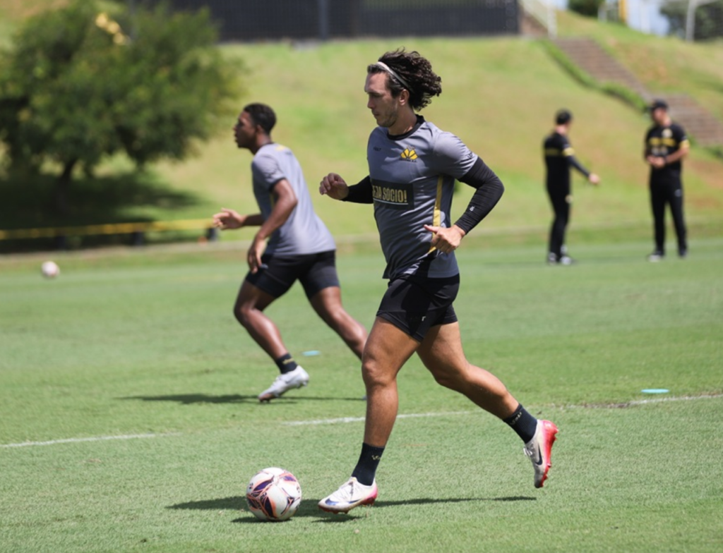 Criciúma enfrenta Brusque por vaga na final da Taça Acesc