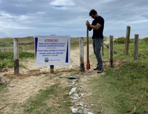 Balneário Gaivota fecha acessos de veículos à praia