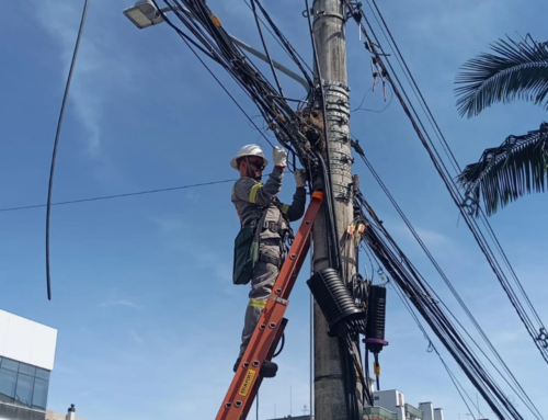 Câmara de Içara retoma debate sobre fios soltos após limpeza não sair do papel