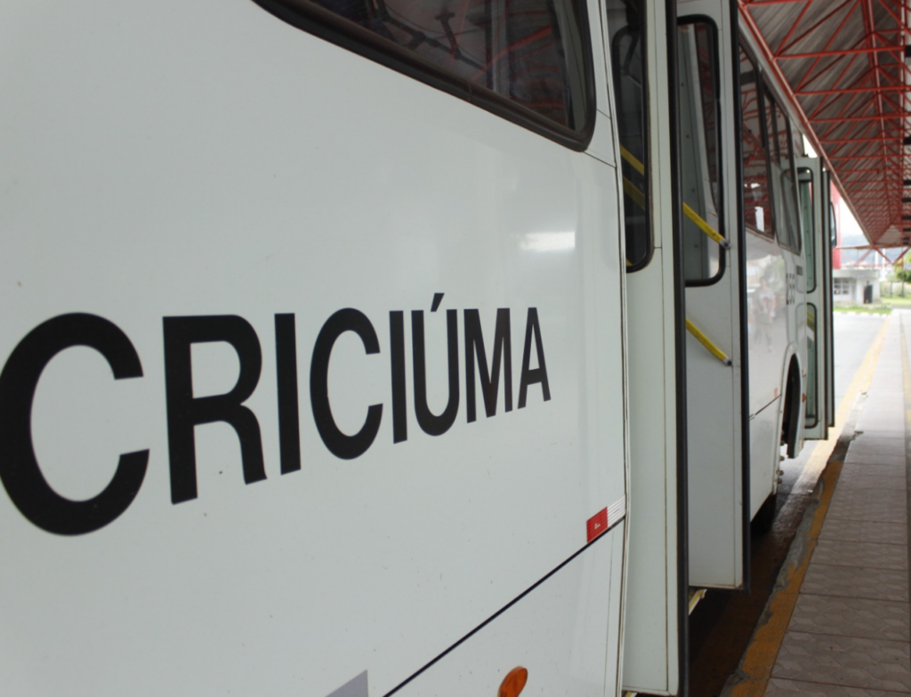 Criciúma mantém tarifa de ônibus em R$ 5,25 em 2026