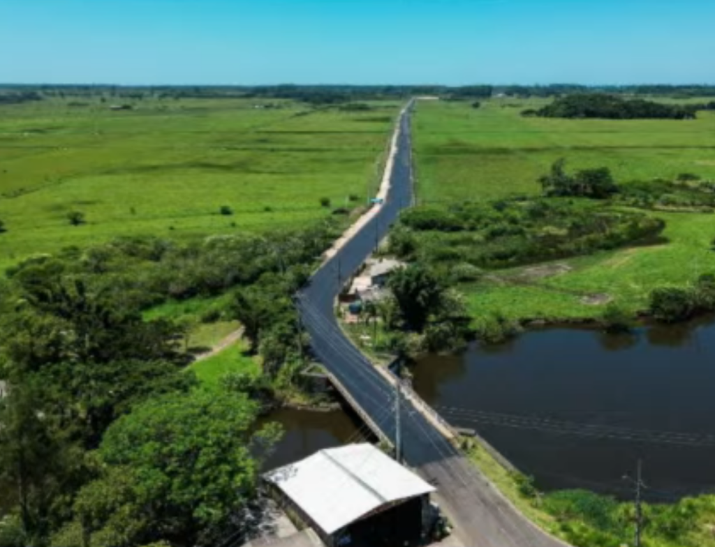 Passo de Torres conclui asfalto até Bela Torres