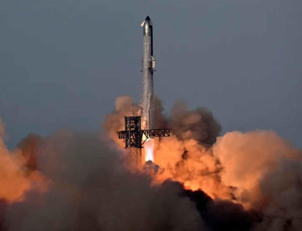 Musk muda foco e diz que SpaceX quer criar cidade autossuficiente na Lua