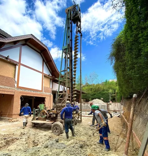 Prefeitura de SC aperta cerco contra construtoras por trabalho fora de horário em obras