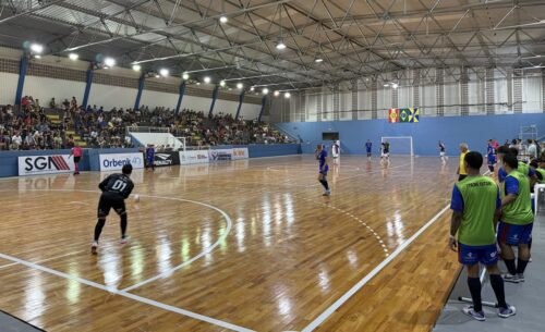 Marcílio Dias estreia com goleada em reabertura de ginásio reformado em Itajaí