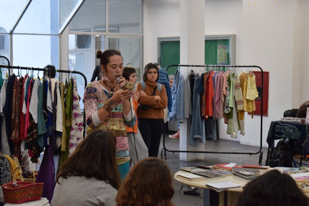 Brechó Solidário da Udesc vai reverter 100% da renda para protetores independentes de animais na Grande Florianópolis. - Foto: Divulgação/Udesc