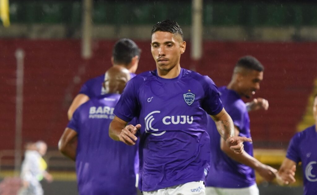 Destaque do setor ofensivo do Barra é transferido para o Atlético-GO