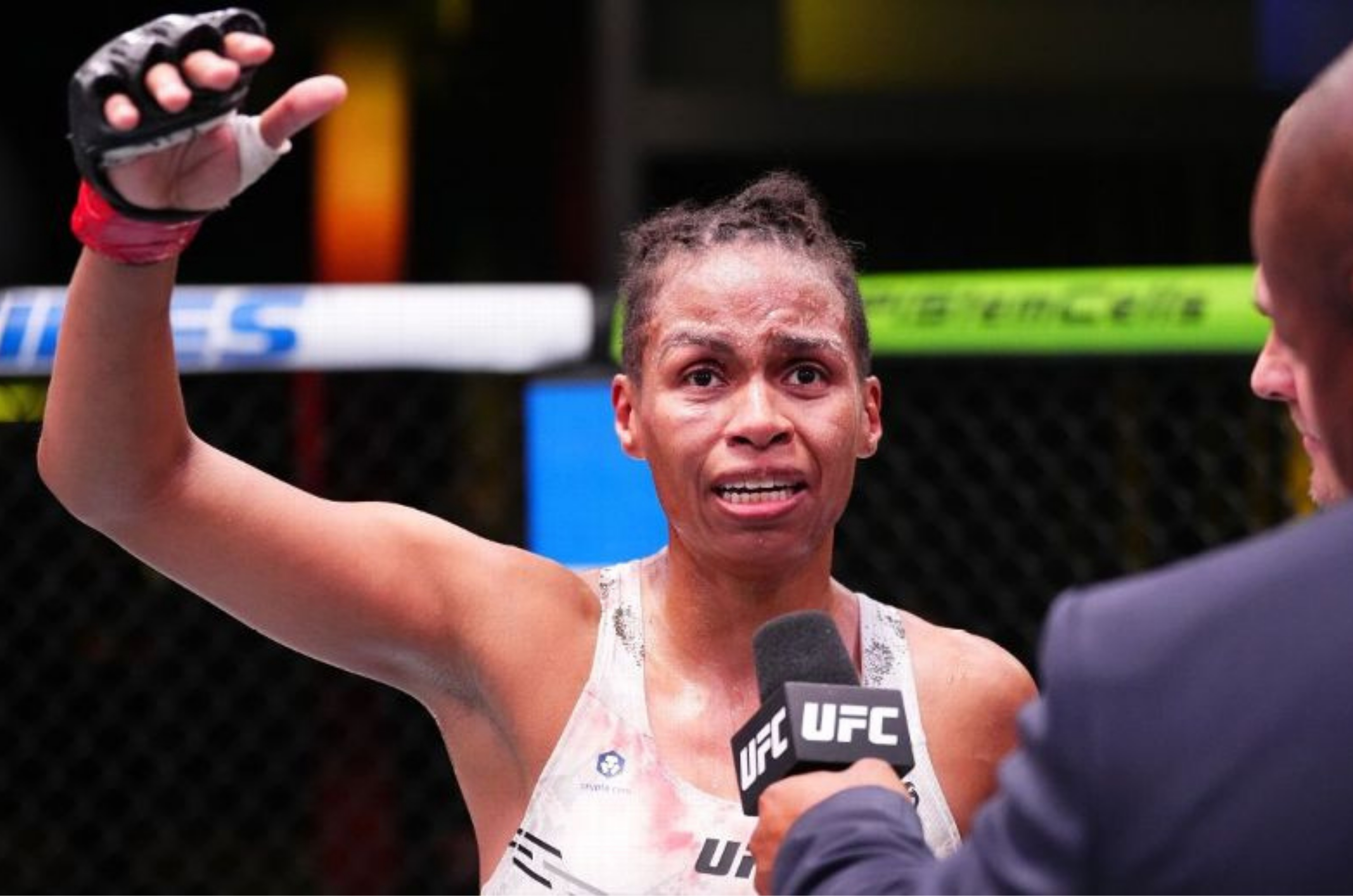 Brasileira estoura peso no UFC e luta é cancelada de última hora