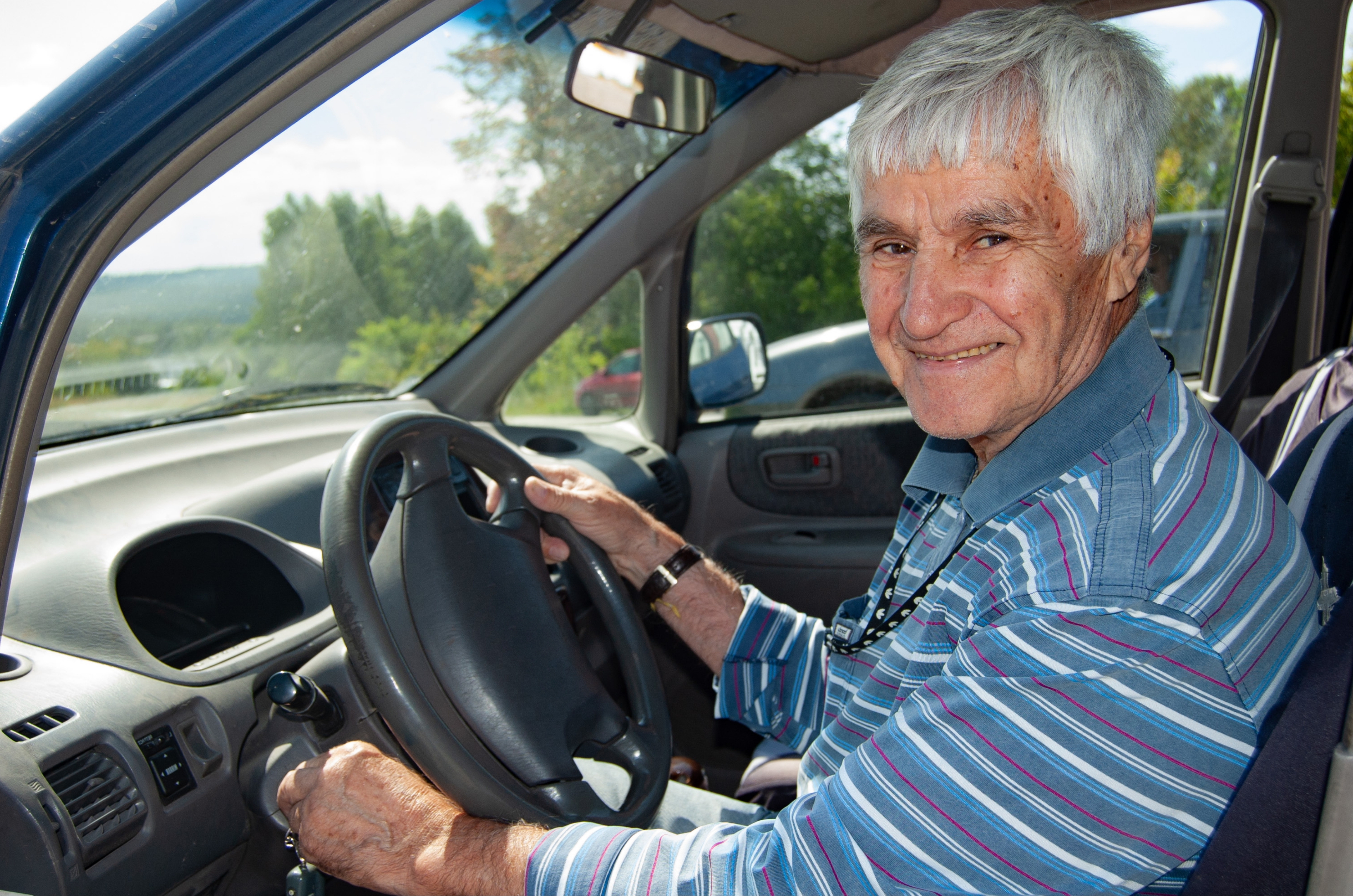 CNH para idosos muda e pode surpreender motoristas