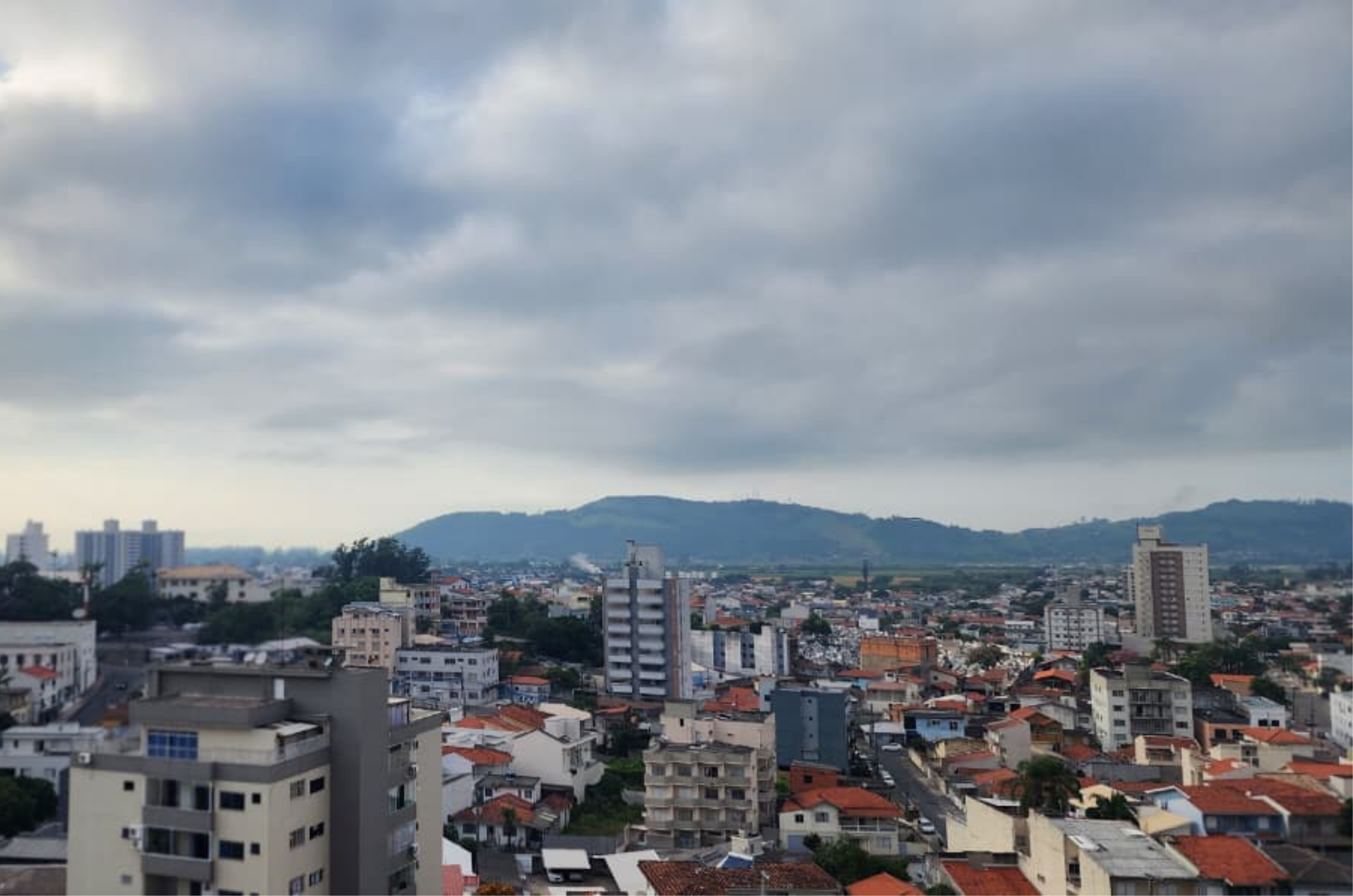 Calor de até 38°C e risco de temporais marcam chegada do outono em Santa Catarina