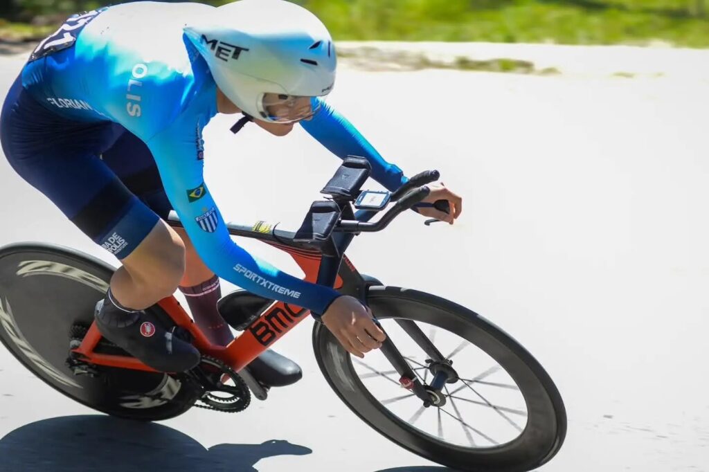Ciclista de Florianópolis busca destaque na Espanha