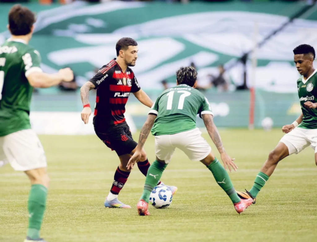 Federação coloca Flamengo e Palmeiras entre os melhores times do mundo nos últimos 5 anos