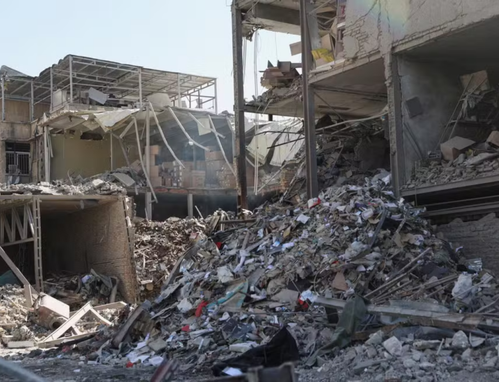 Especialista explica origens do embate entre Irã e Estados Unidos e avalia impacto do conflito