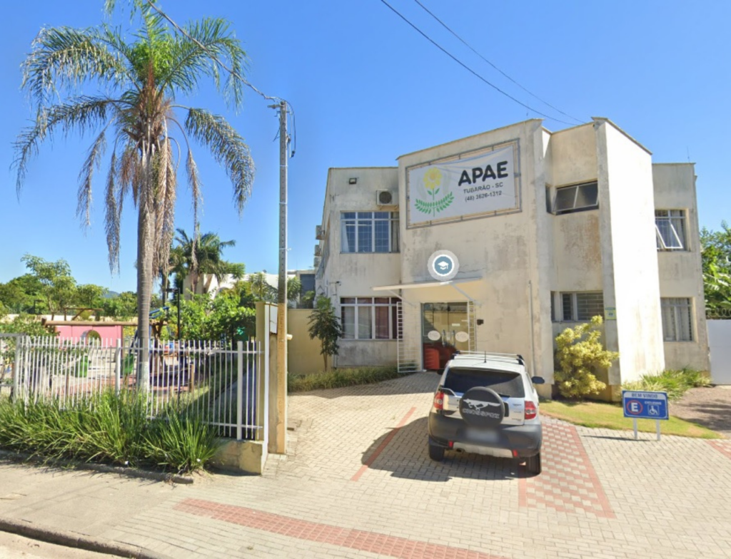 APAE de Tubarão prepara 8ª edição do Galeto Solidário com expectativa de 600 kits vendidos