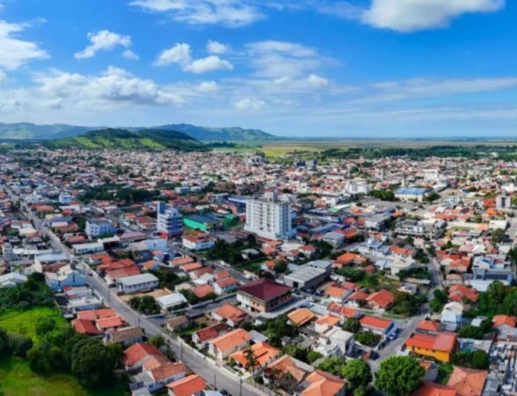 Golpe com faturas falsas de água preocupa moradores em Capivari de Baixo