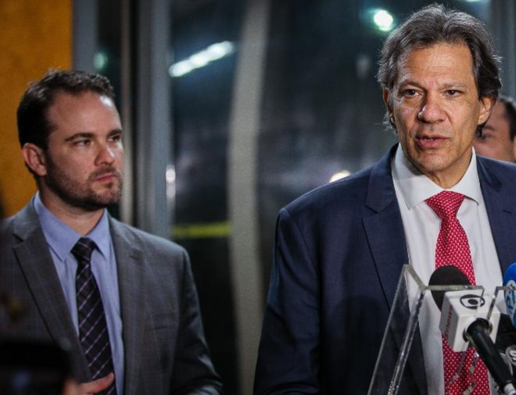 Haddad deixa Ministério da Fazenda; Dario Durigan será o substituto