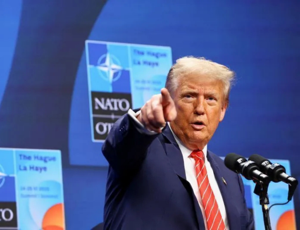 Trump chama aliados da Otan de “covardes”