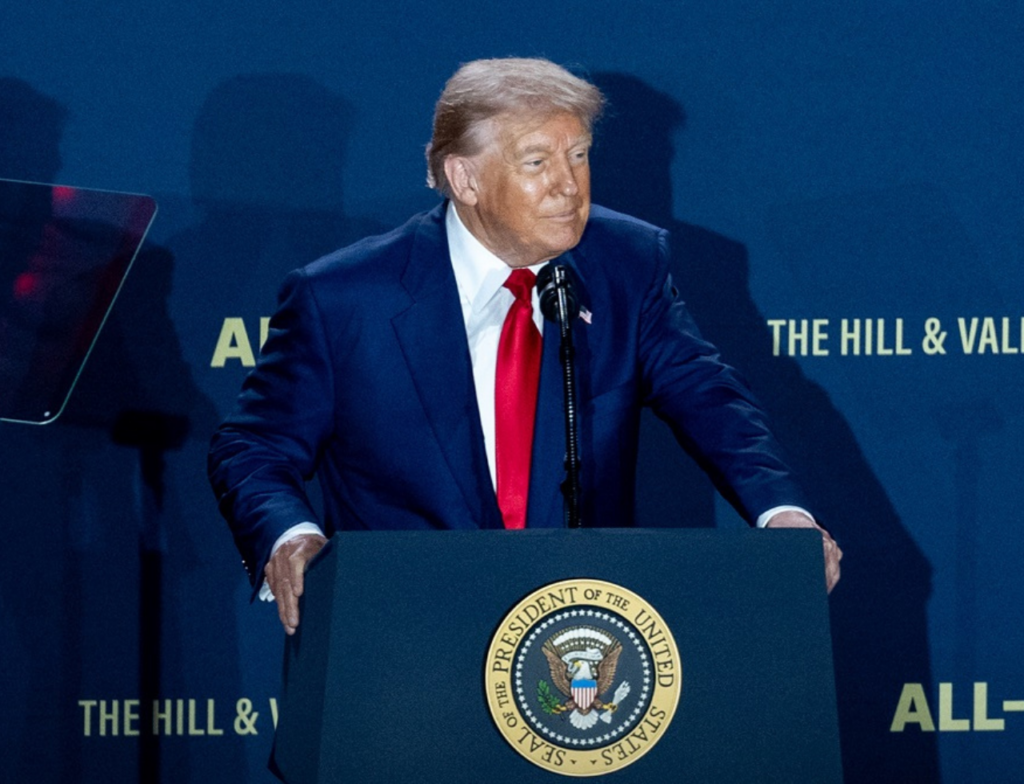 Trump suspende ataques ao Irã por cinco dias após aproximação entre os países