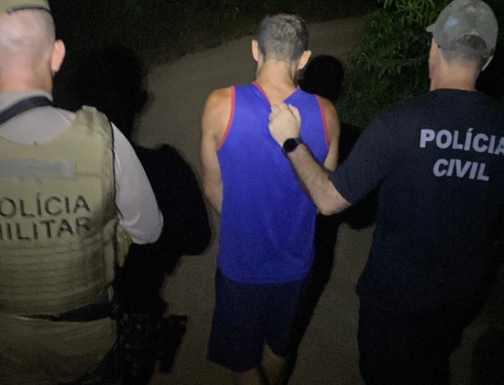 Homem é preso por incendiar viatura em delegacia de Santa Catarina