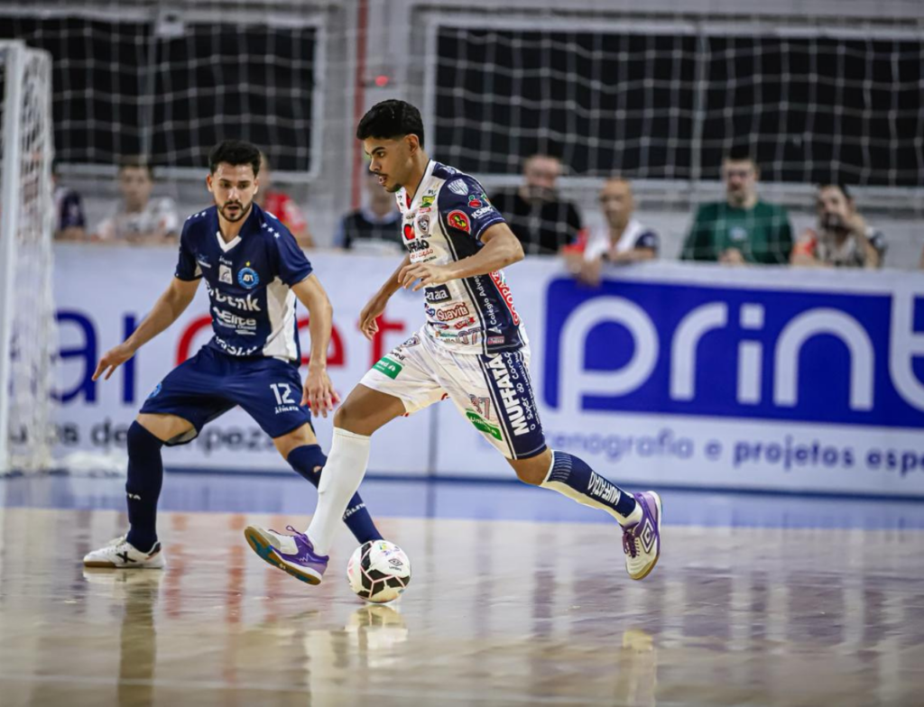 Tubarão Futsal estreia com empate fora de casa contra o Cascavel na LNF