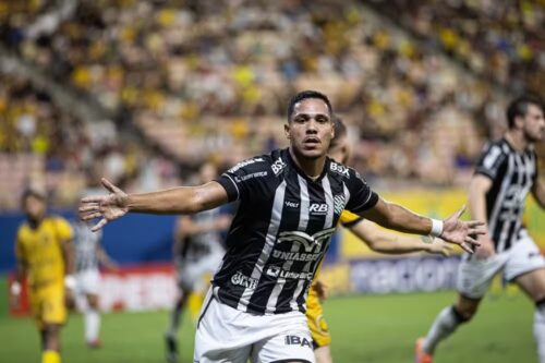 Figueirense decide vaga milionária contra o CRB na Copa do Brasil