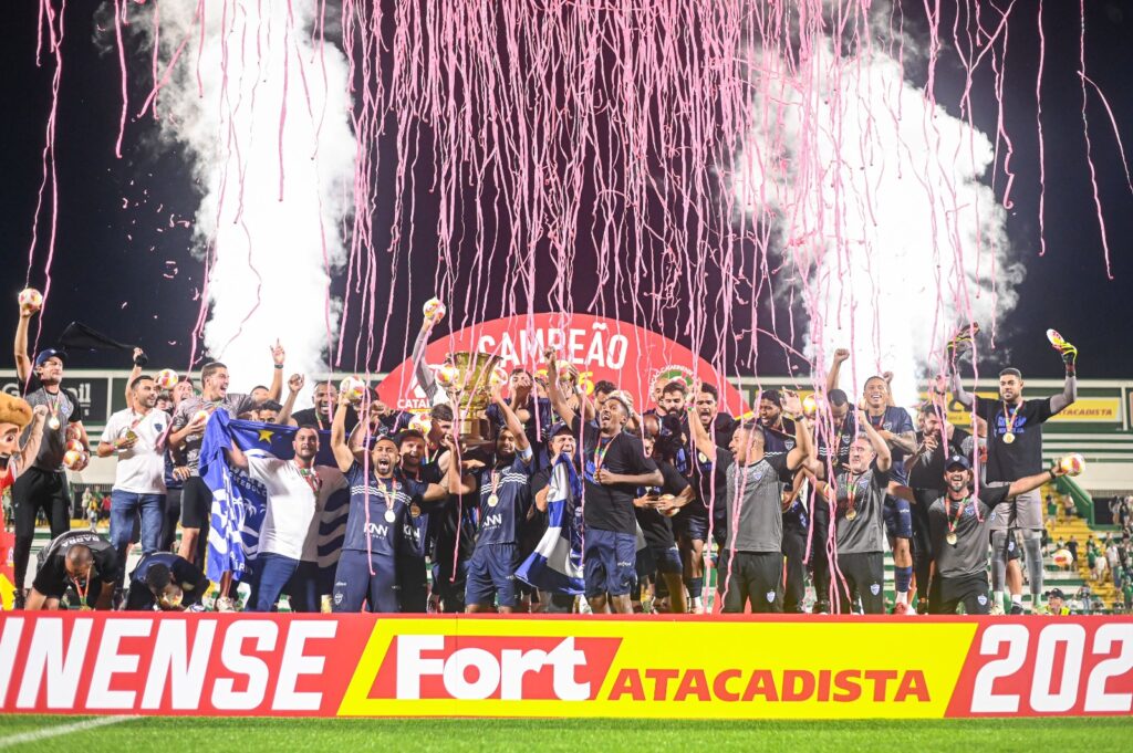 Lista completa veja todos os campeões do Catarinense - Foto: Tiago Winter | Barra FC