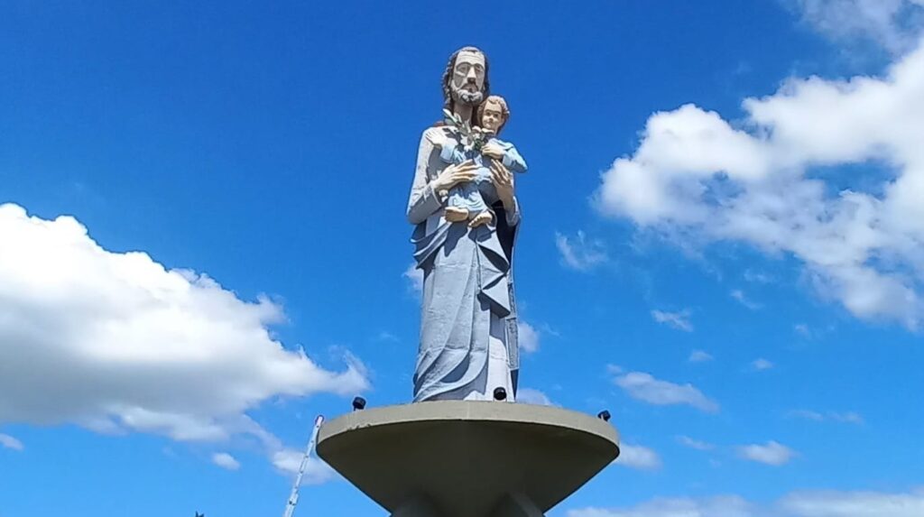 Monumento ao padroeiro é restaurado na Beira-Mar de São José