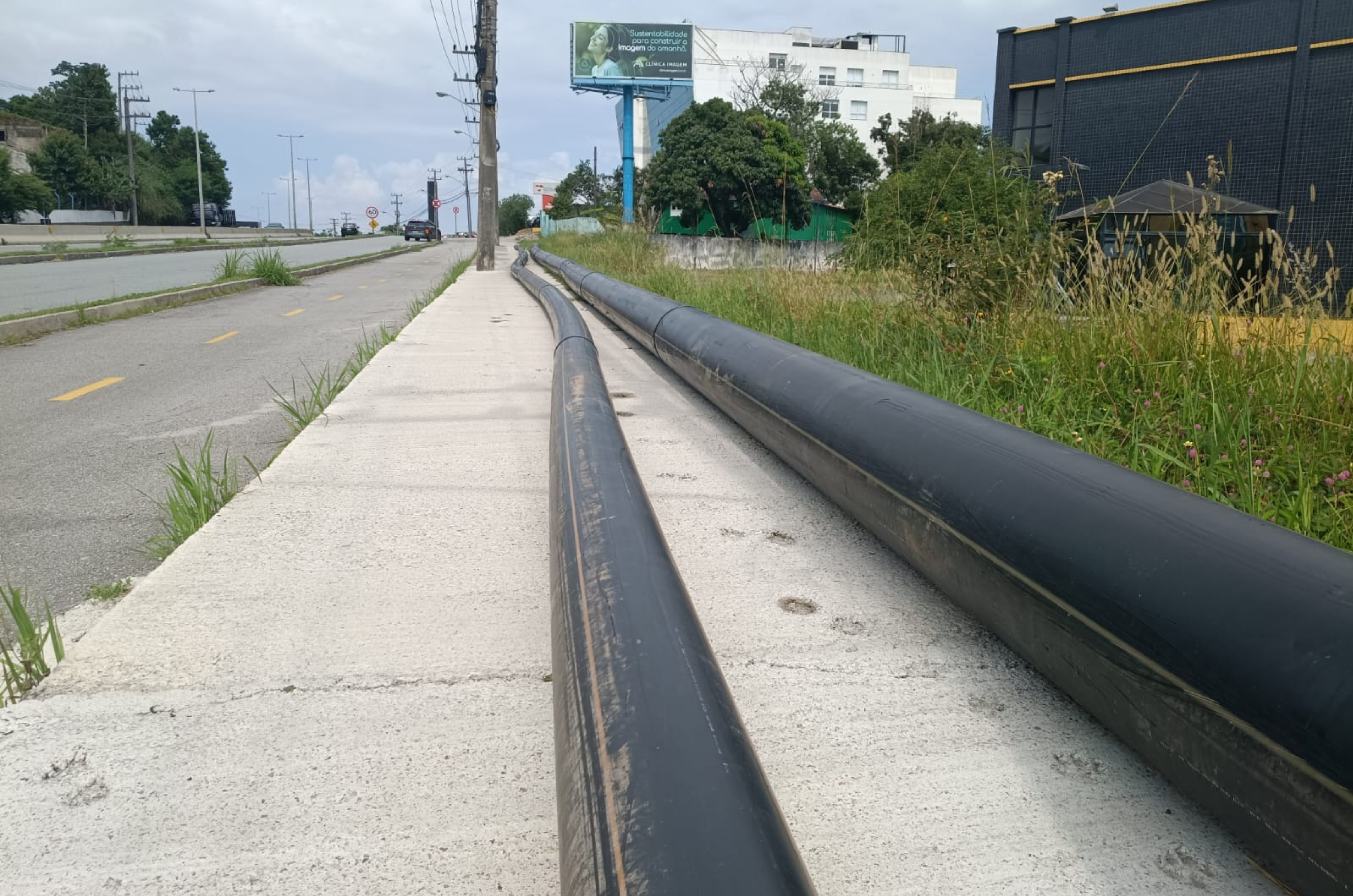 Obra da Casan na SC-401 muda trânsito e afeta motoristas