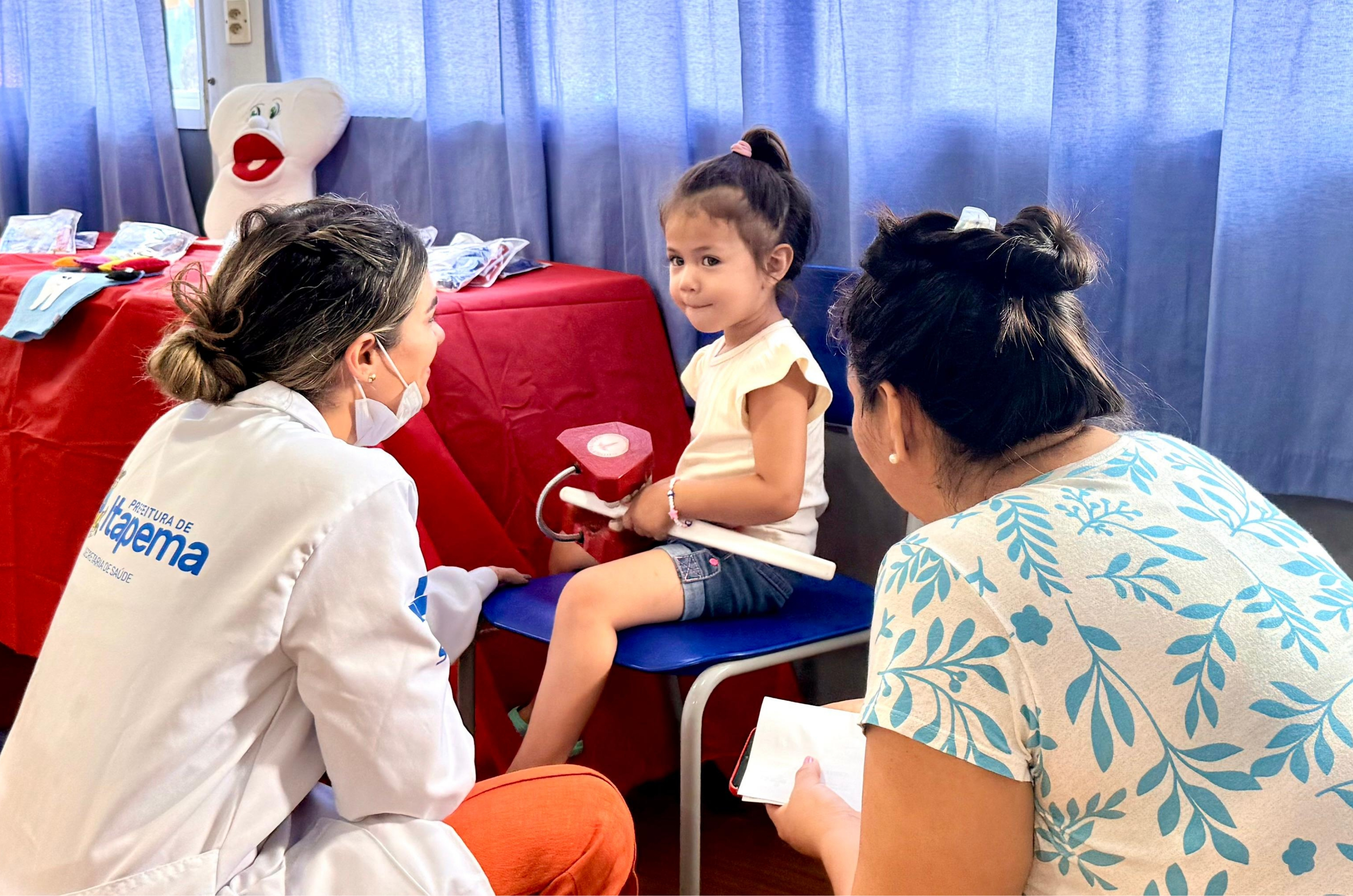 Prefeitura leva mutirão aos bairros e ultrapassa mil atendimentos em um único dia em Itapema