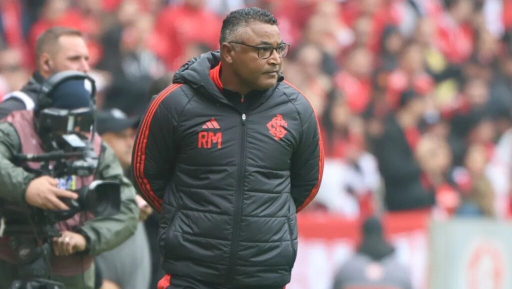 Roger Machado chega a São Paulo para assumir comando do Tricolor