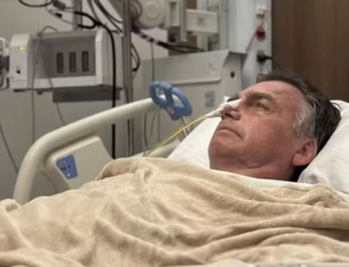 Saúde de Bolsonaro exige atenção após diagnóstico de pneumonia