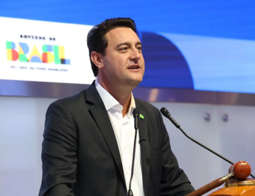 Ratinho Junior recua e sai da disputa presidencial